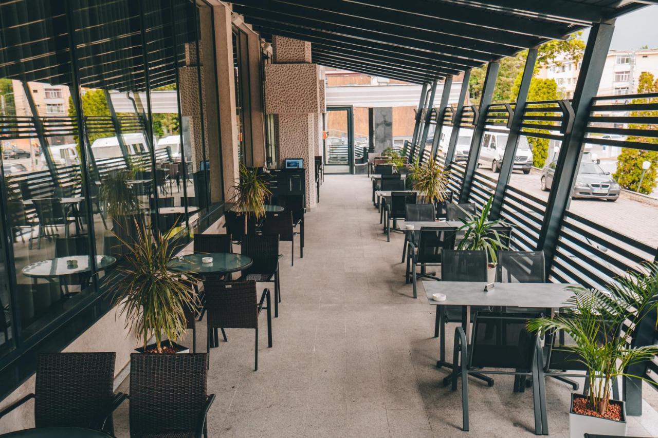 Hotel Bucovina Сучава Экстерьер фото