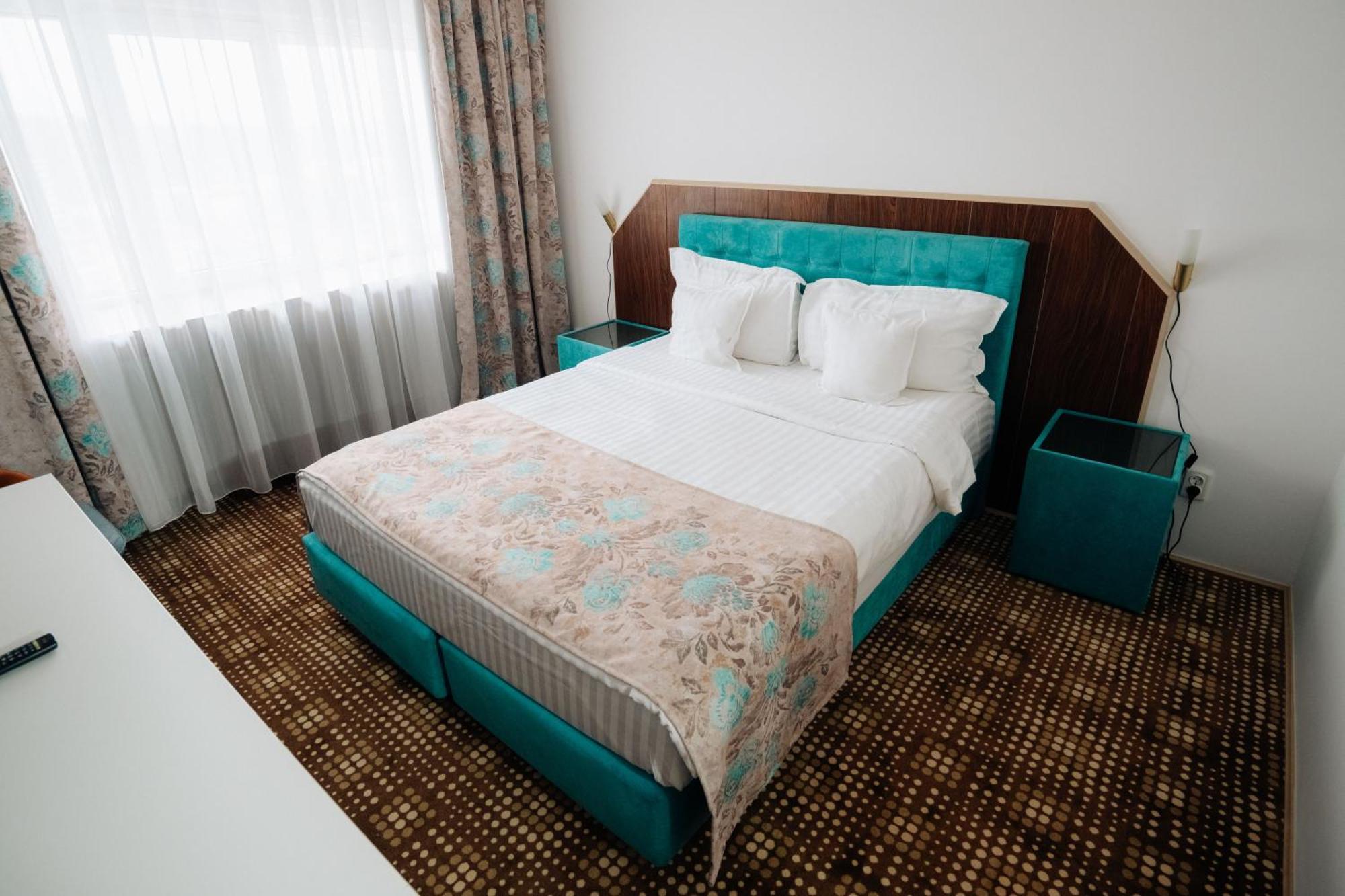 Hotel Bucovina Сучава Экстерьер фото