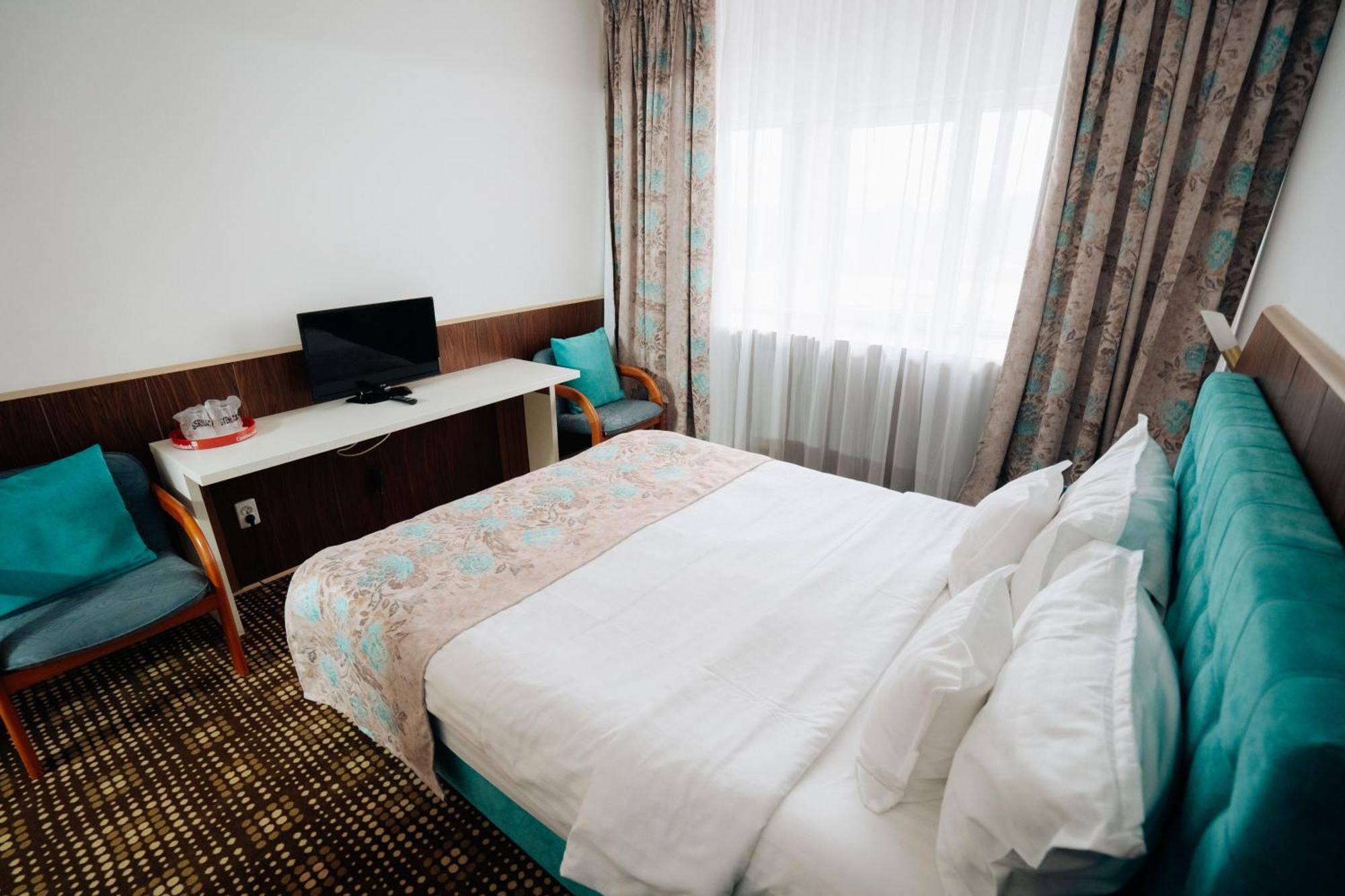 Hotel Bucovina Сучава Экстерьер фото