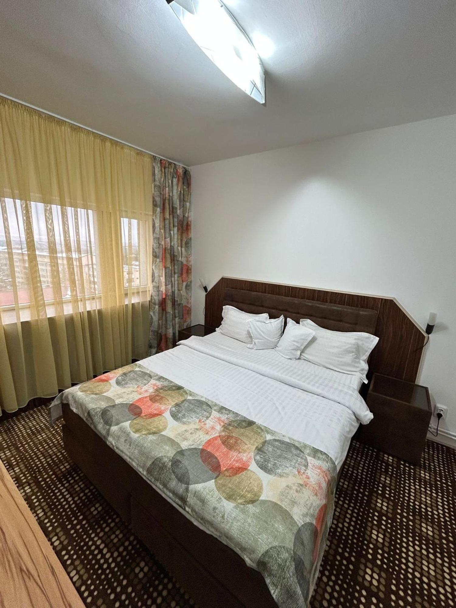 Hotel Bucovina Сучава Экстерьер фото