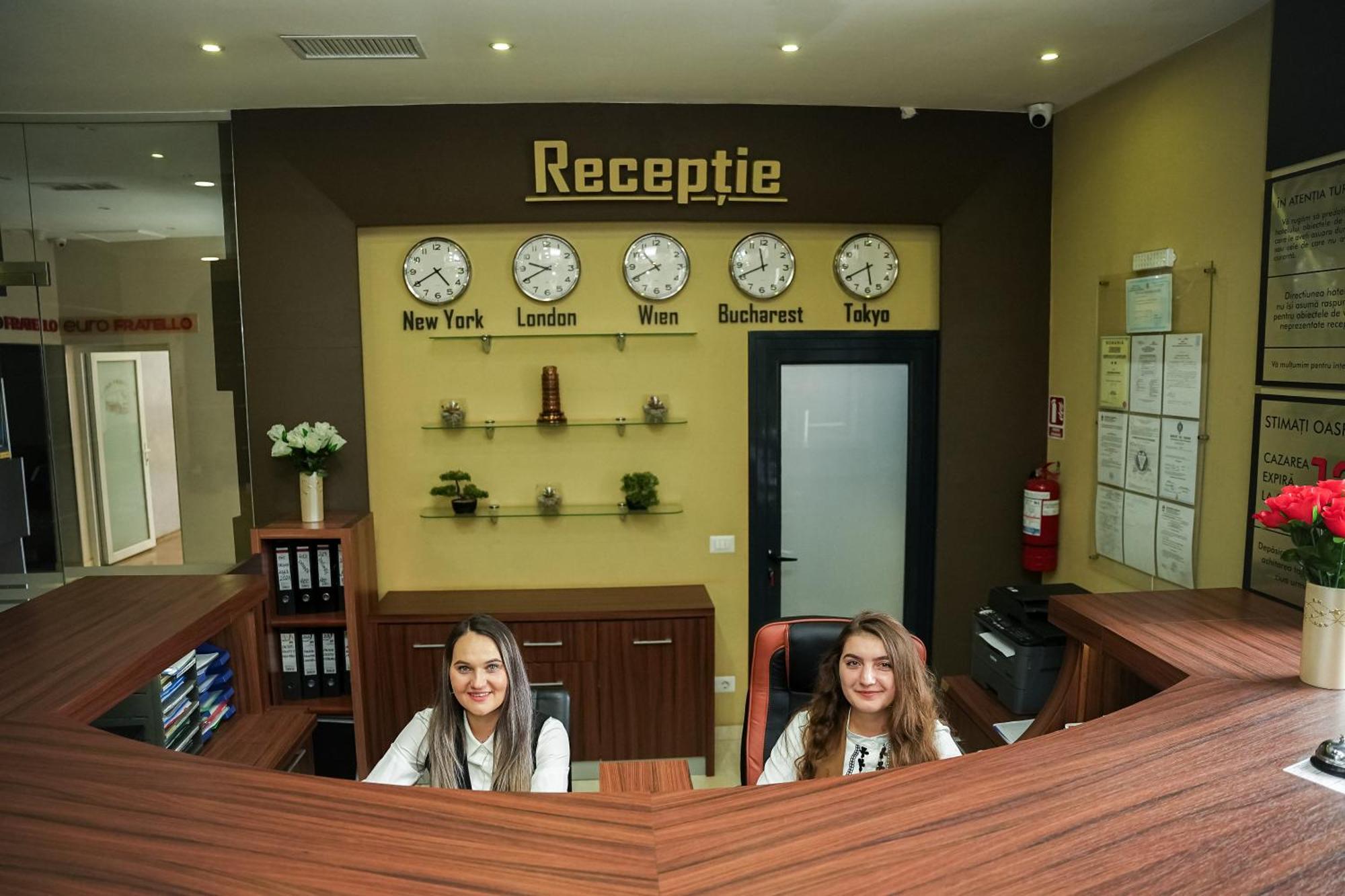 Hotel Bucovina Сучава Экстерьер фото