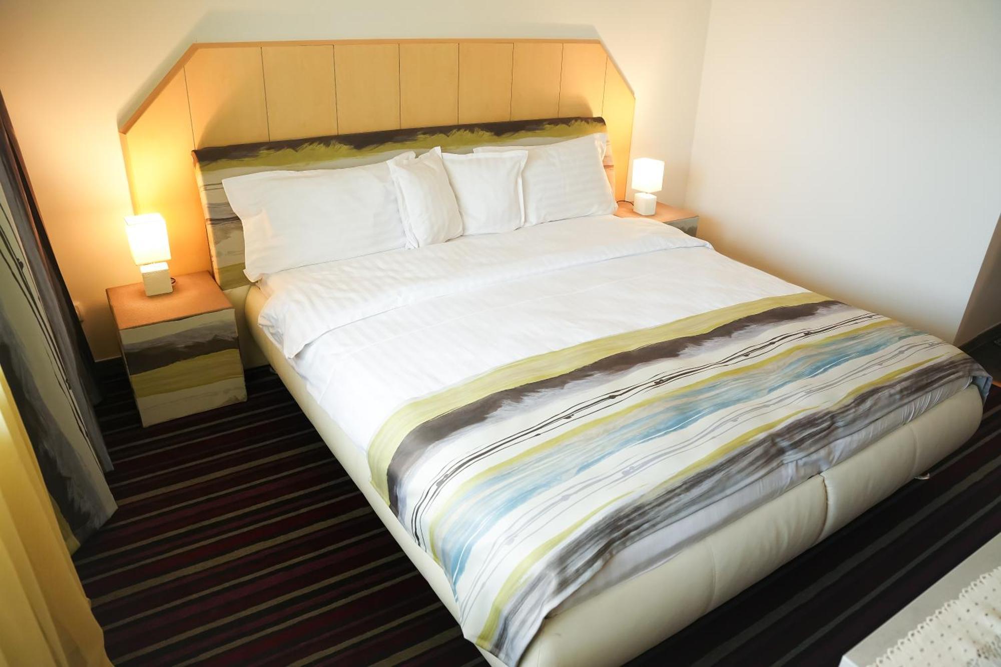 Hotel Bucovina Сучава Экстерьер фото