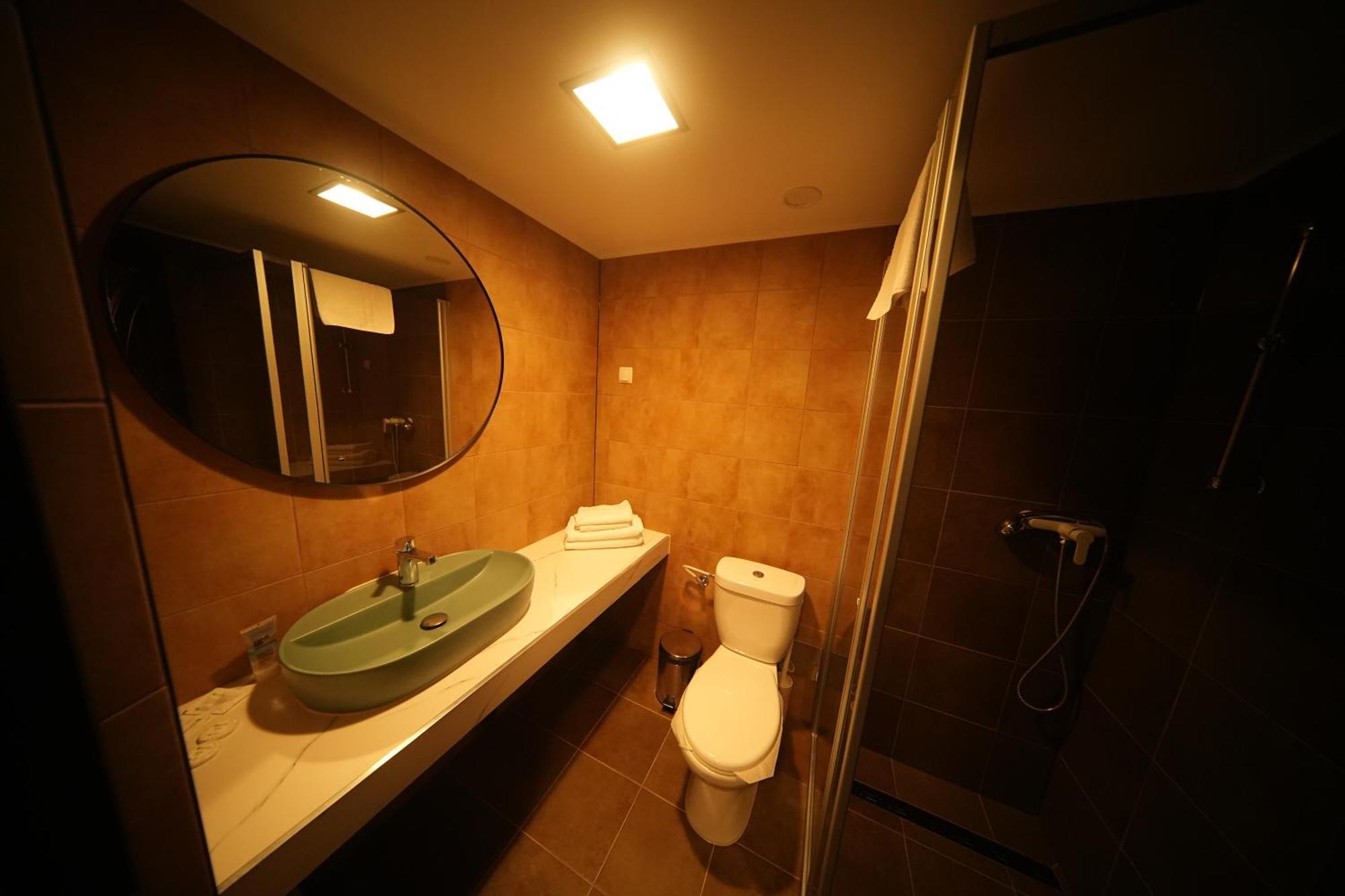 Hotel Bucovina Сучава Экстерьер фото